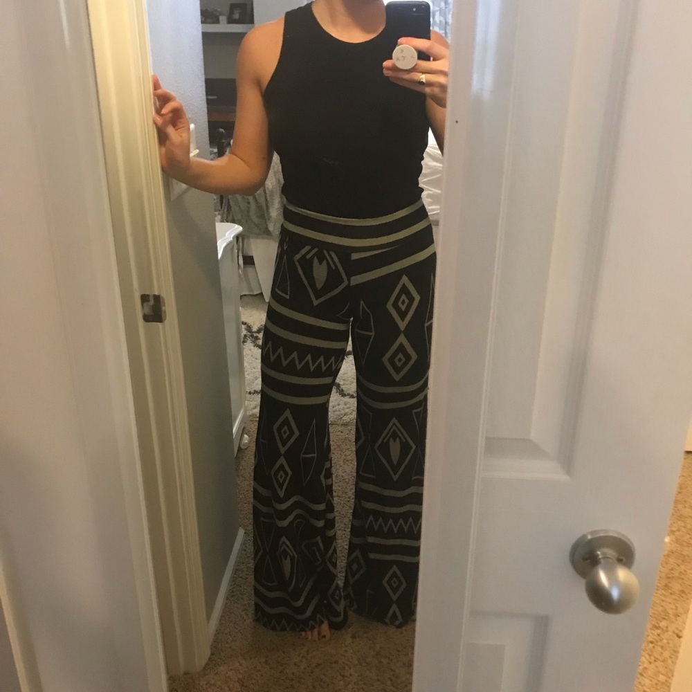 Patterned palazzo pants
